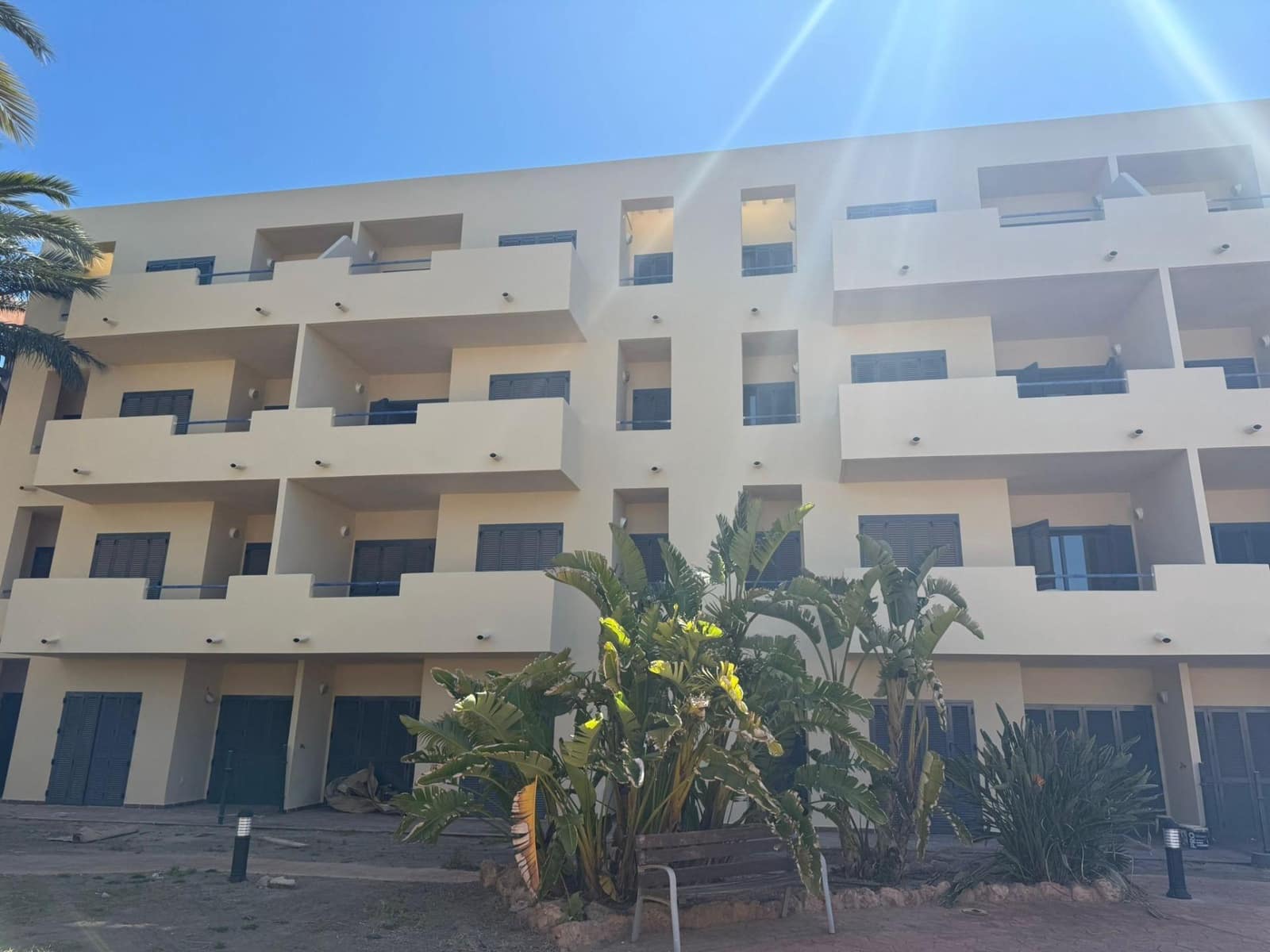 3 slaapkamer Penthouse te koop in Puerto del Rey met zwembad - € 190.000 (Ref: 9783230)