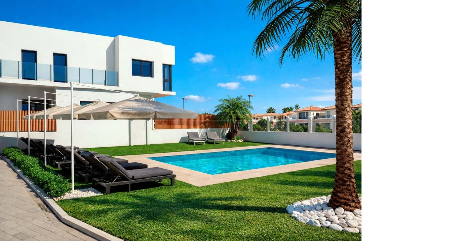 3 slaapkamer Halfvrijstaande villa te koop in Moncofa met zwembad - € 420.000 (Ref: 9784454)