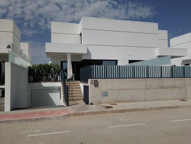 Pareado de 3 habitaciones en Dolores en venta con piscina - 399.000 € (Ref: 9793611)