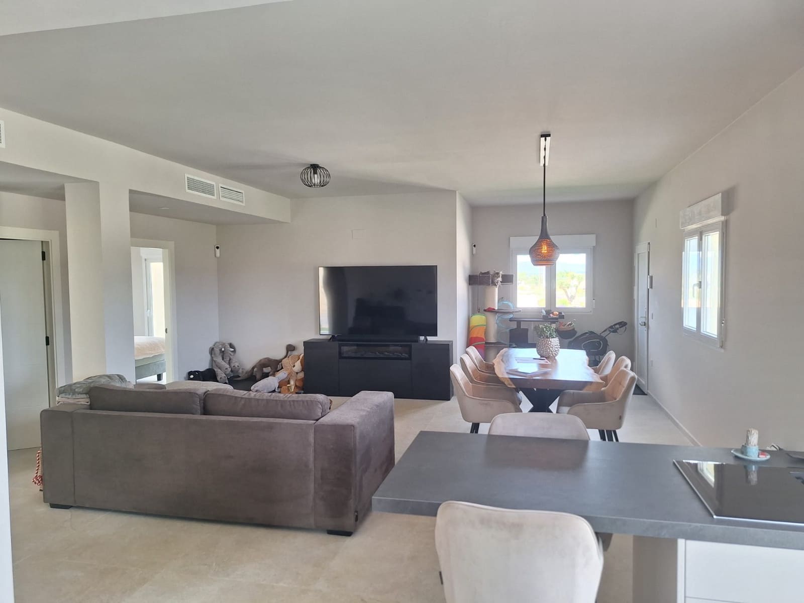 2 bedroom Villa for sale in Pinoso with pool - € 389,000 (Ref: 9865938)
