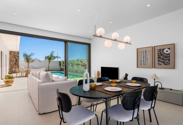 Chalet de 3 habitaciones en Ciudad, San Javier en venta con piscina garaje - 739.900 € (Ref: 9974291)