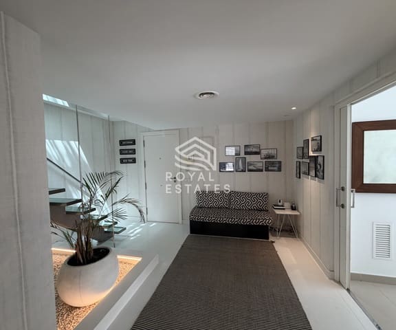 5 sypialnia Willa na sprzedaż w Talamanca, Miasto Ibiza / Eivissa z basenem garażem - 1 995 000 € (Ref: 10029946)