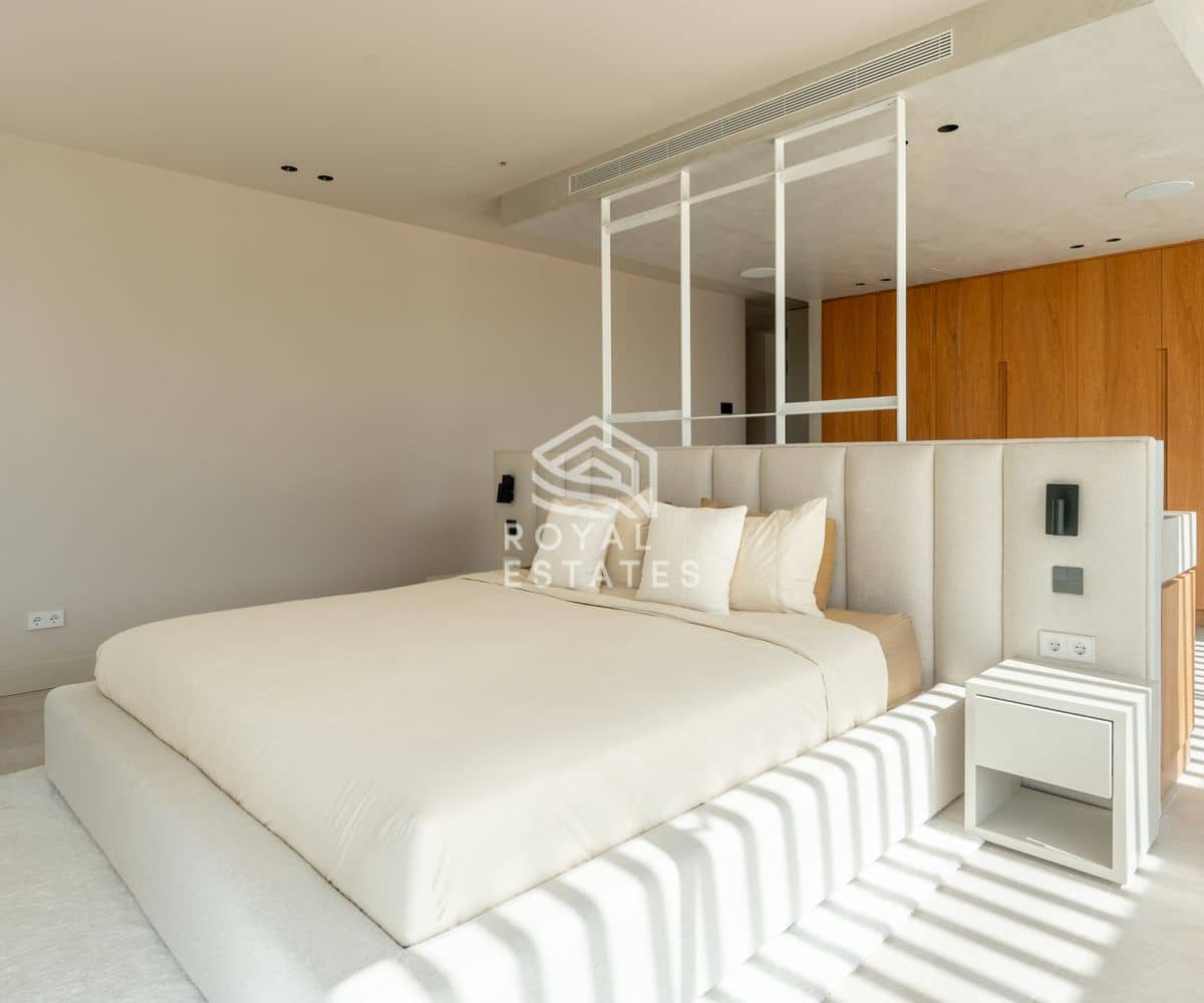 Chalet de 4 habitaciones en Ibiza / Eivissa ciudad en venta con piscina - 4.695.000 € (Ref: 10040293)