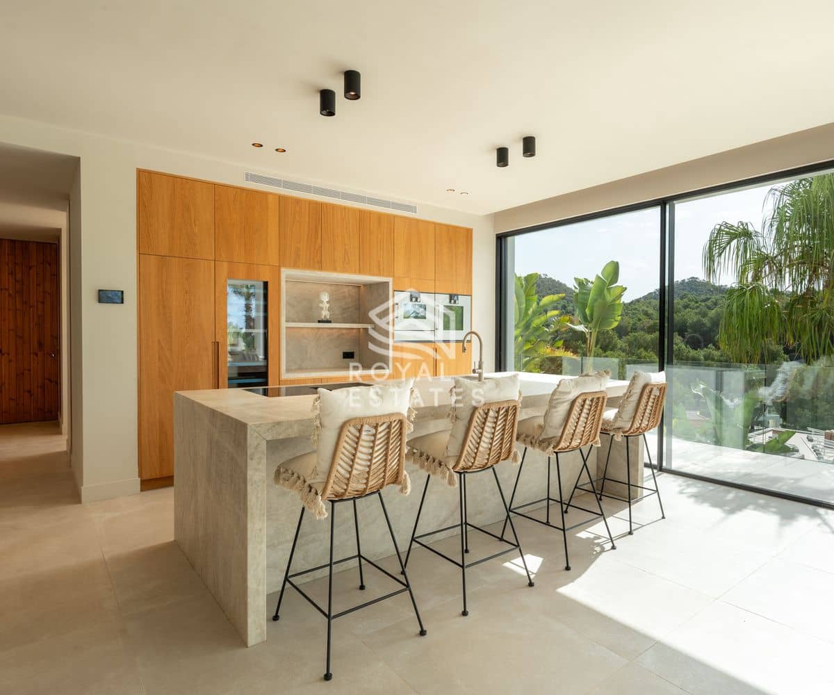 Chalet de 4 habitaciones en Ibiza / Eivissa ciudad en venta con piscina - 4.695.000 € (Ref: 10040293)