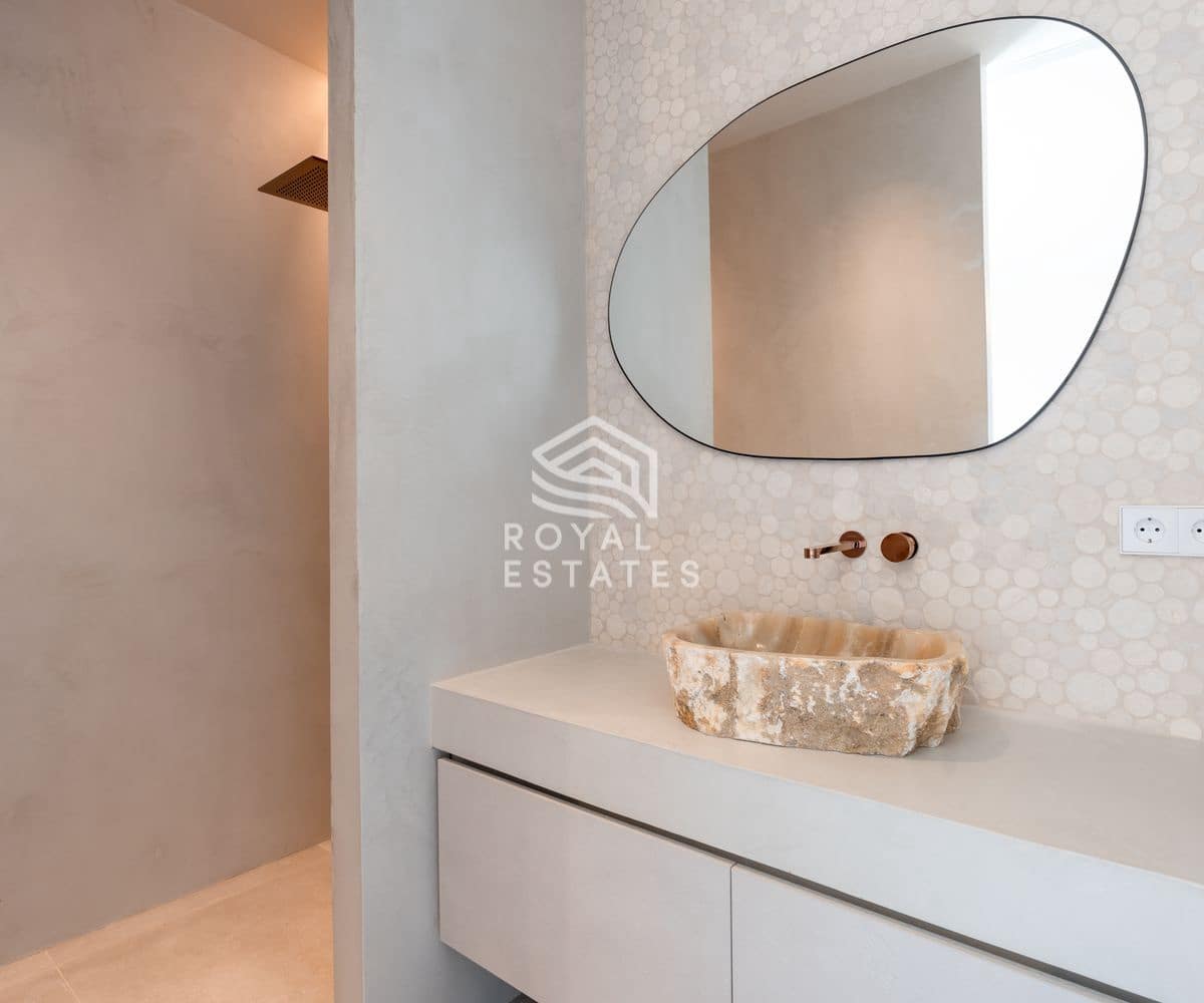 Chalet de 4 habitaciones en Ibiza / Eivissa ciudad en venta con piscina - 4.695.000 € (Ref: 10040293)