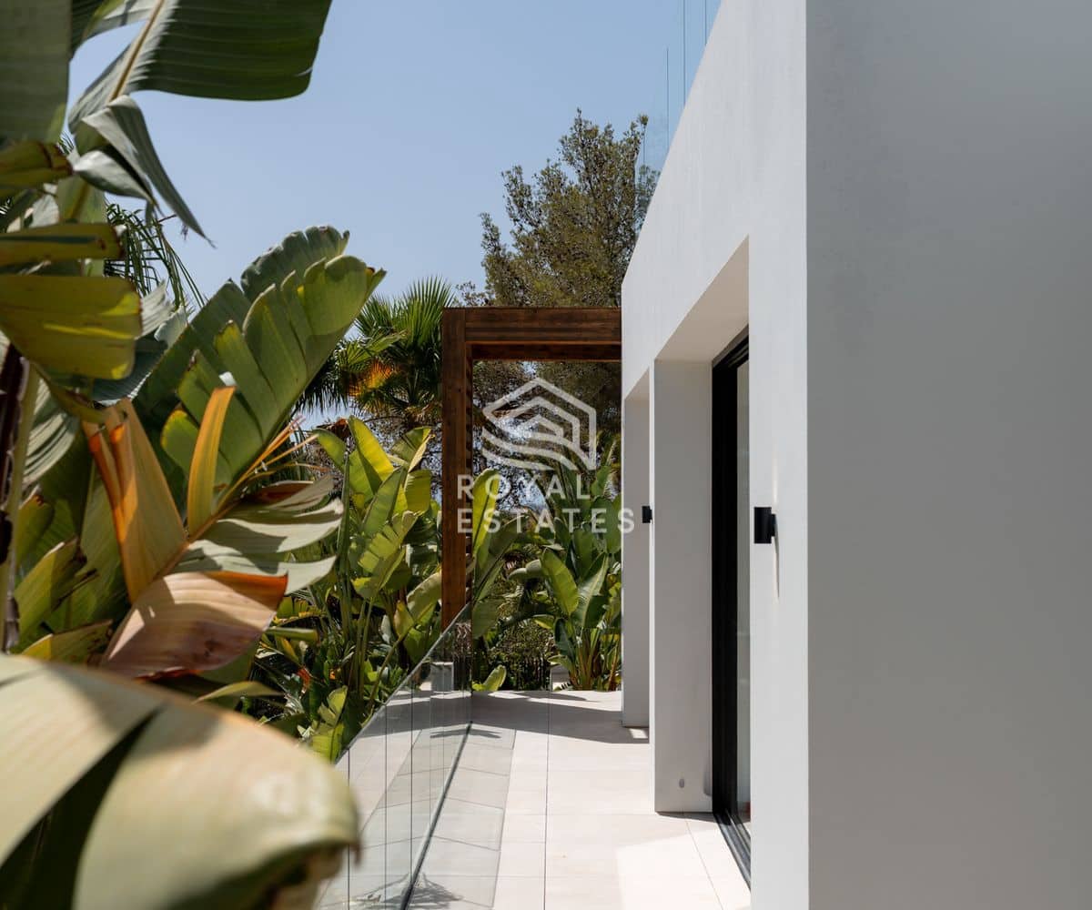 Chalet de 4 habitaciones en Ibiza / Eivissa ciudad en venta con piscina - 4.695.000 € (Ref: 10040293)