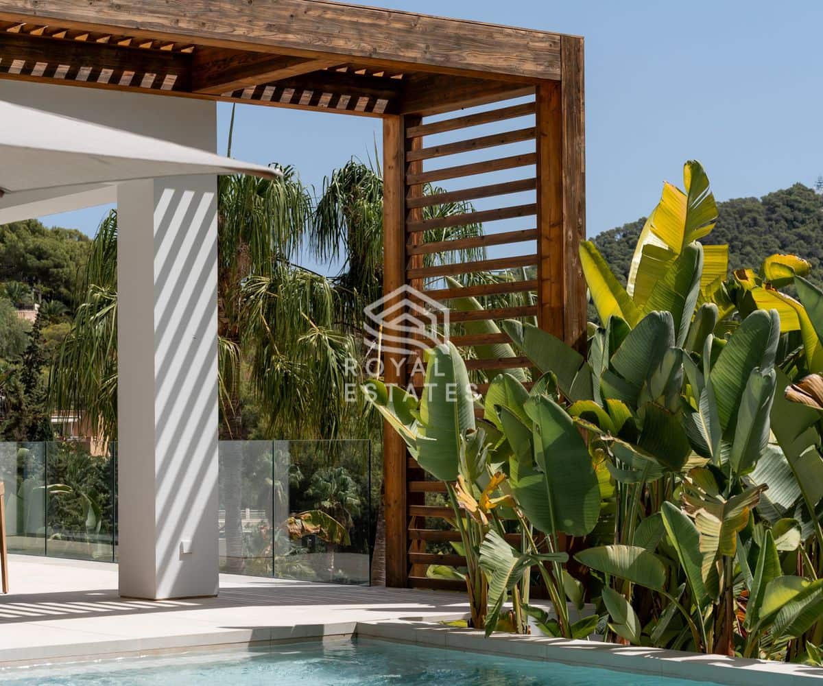 Chalet de 4 habitaciones en Ibiza / Eivissa ciudad en venta con piscina - 4.695.000 € (Ref: 10040293)