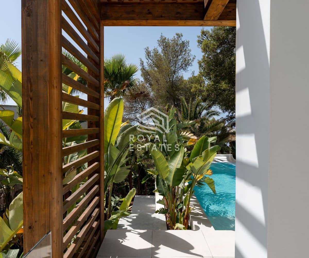 Chalet de 4 habitaciones en Ibiza / Eivissa ciudad en venta con piscina - 4.695.000 € (Ref: 10040293)