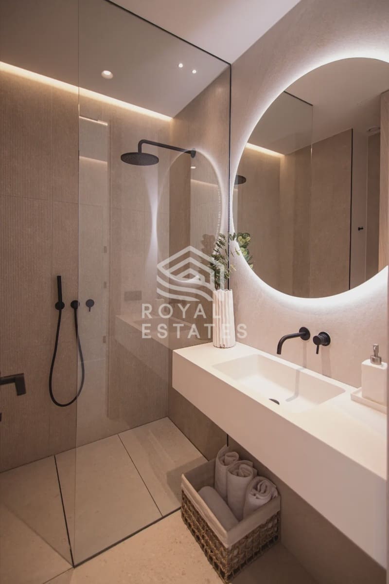 4 sypialnia Willa na sprzedaż w Roca Llisa - 4 600 000 € (Ref: 8514955)