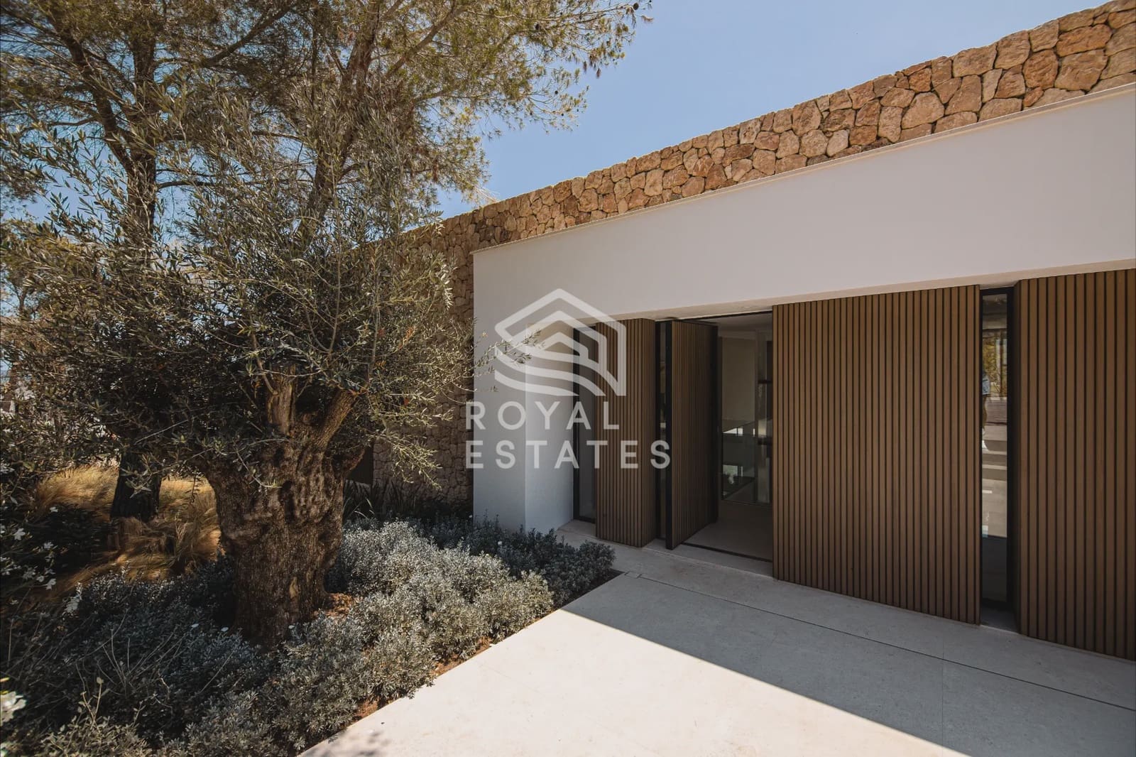 4 sypialnia Willa na sprzedaż w Roca Llisa - 4 600 000 € (Ref: 8514955)