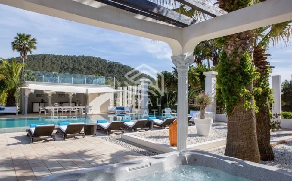 5 soverom Villa til salgs i Cala Jondal - € 7 200 000 (Ref: 8514960)