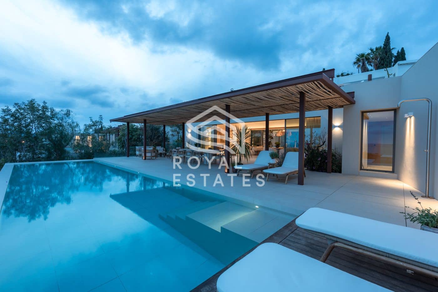 6 soveværelse Villa til salg i Cap Martinet - € 8.250.000 (Ref: 8514964)