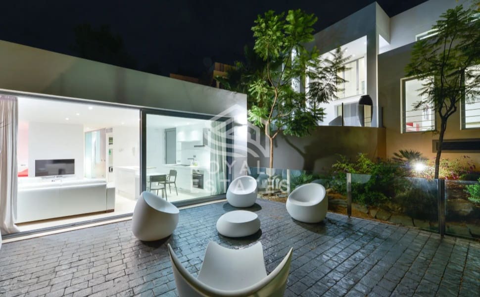 9 soverom Villa til salgs i Talamanca - € 6 250 000 (Ref: 8514965)