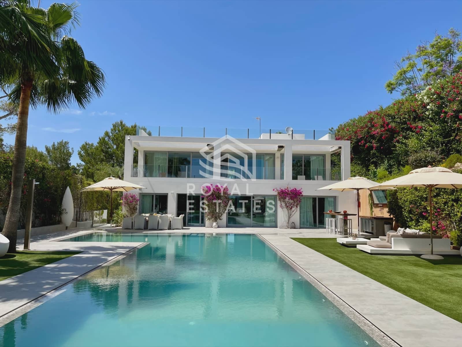 9 soverom Villa til salgs i Talamanca - € 6 250 000 (Ref: 8514965)