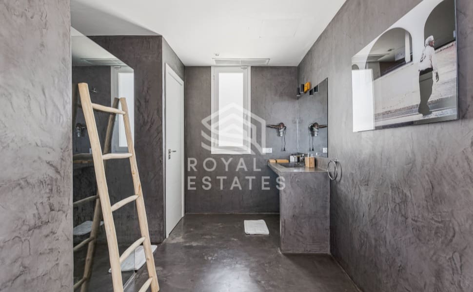 4 chambre Villa/Maison à vendre à Cala Moli avec piscine - 3 300 000 € (Ref: 8514975)