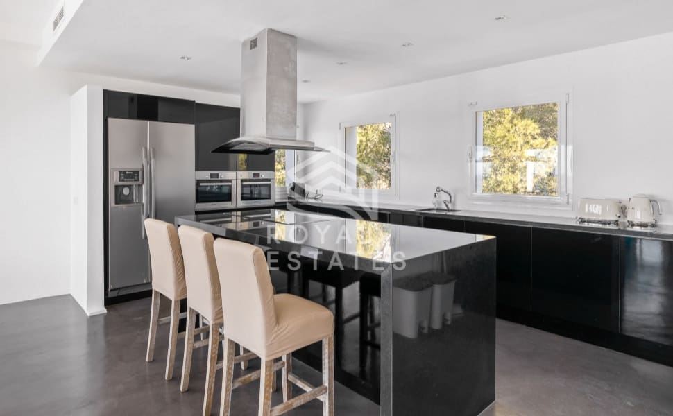 4 chambre Villa/Maison à vendre à Cala Moli avec piscine - 3 300 000 € (Ref: 8514975)