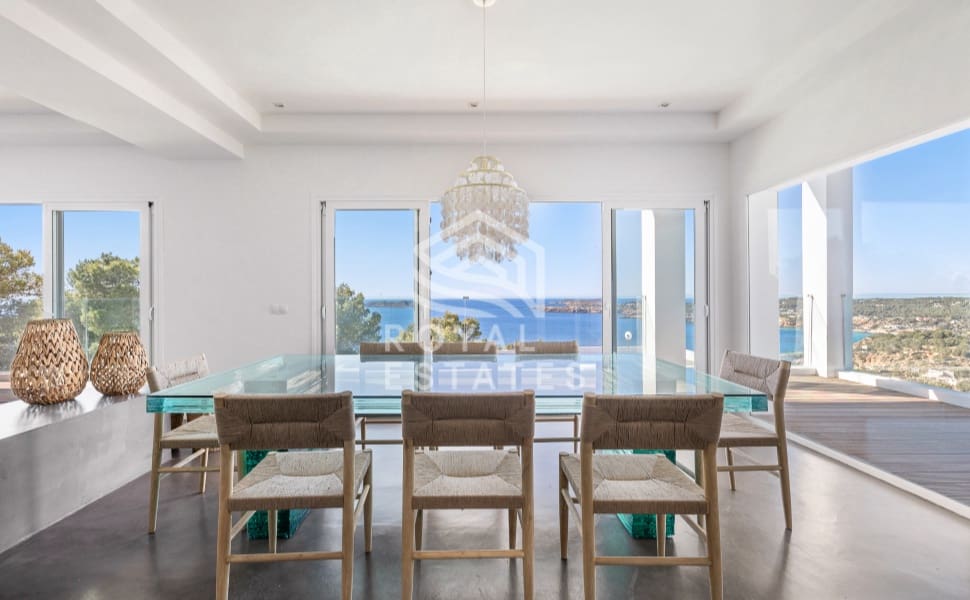 4 chambre Villa/Maison à vendre à Cala Moli avec piscine - 3 300 000 € (Ref: 8514975)