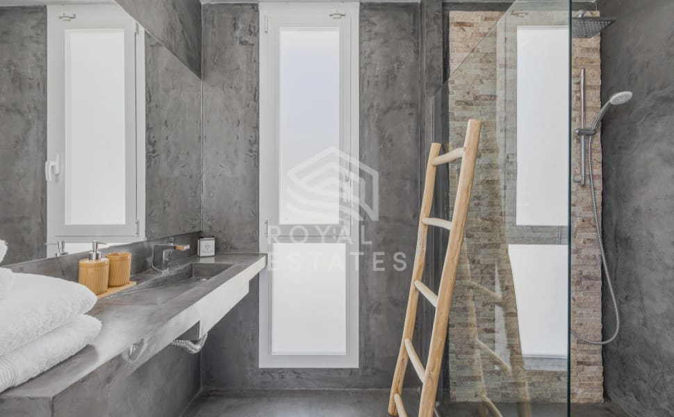 4 chambre Villa/Maison à vendre à Cala Moli avec piscine - 3 600 000 € (Ref: 8514976)