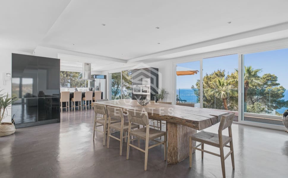 4 chambre Villa/Maison à vendre à Cala Moli avec piscine - 3 600 000 € (Ref: 8514976)