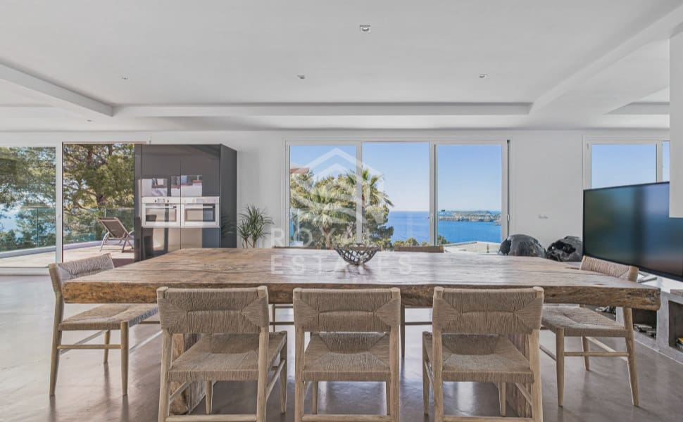 4 chambre Villa/Maison à vendre à Cala Moli avec piscine - 3 600 000 € (Ref: 8514976)