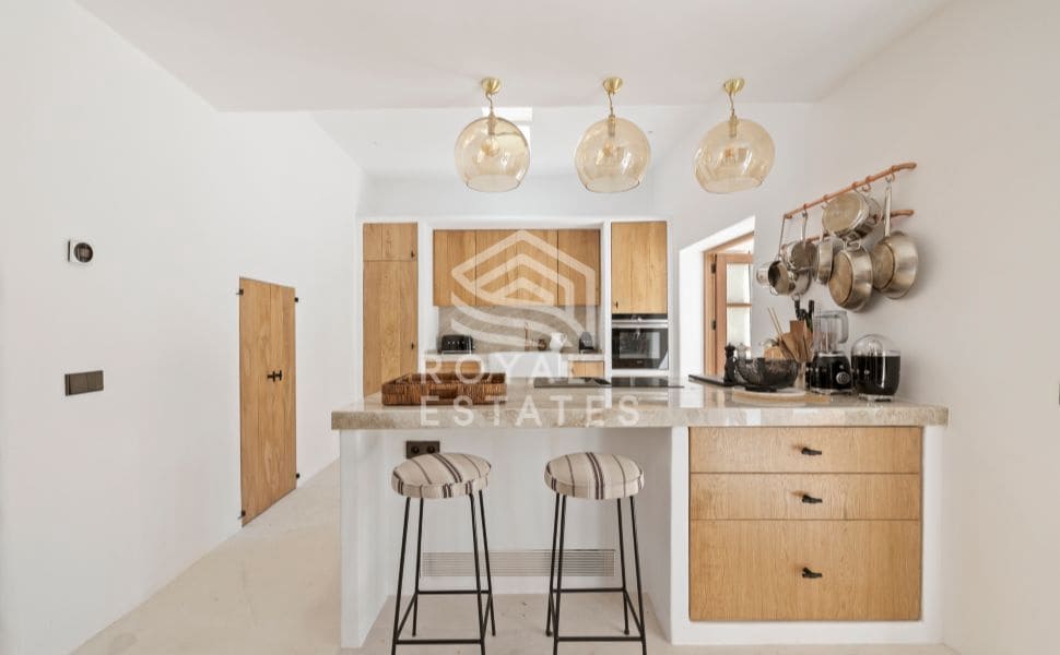 5 bedroom Villa for sale in Ibiza / Eivissa town with pool - € 4,500,000 (Ref: 8514977)