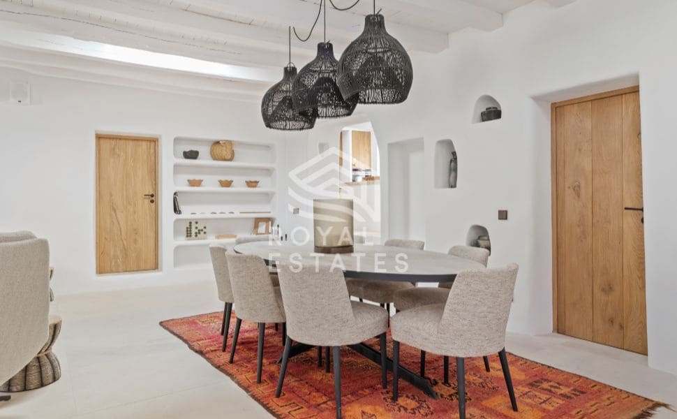 5 bedroom Villa for sale in Ibiza / Eivissa town with pool - € 4,500,000 (Ref: 8514977)