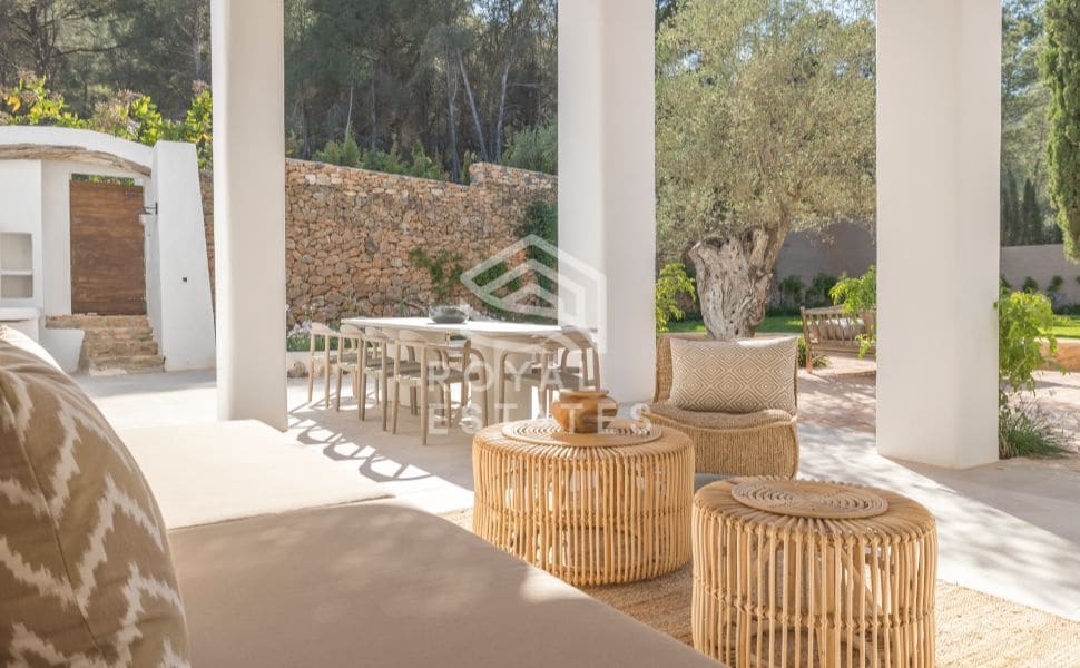 5 bedroom Villa for sale in Ibiza / Eivissa town with pool - € 4,500,000 (Ref: 8514977)