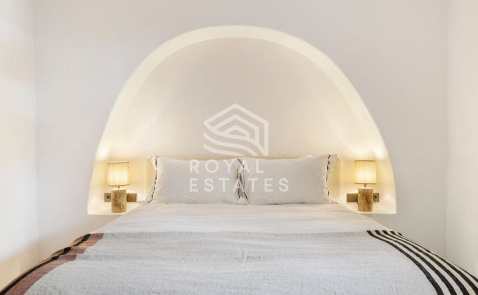 5 bedroom Villa for sale in Ibiza / Eivissa town with pool - € 4,500,000 (Ref: 8514977)