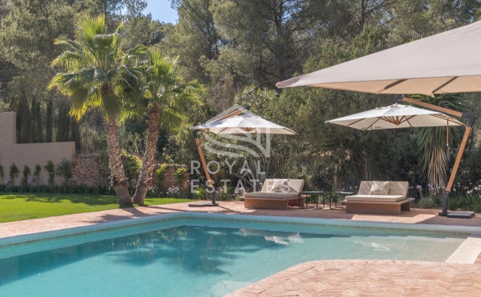 5 bedroom Villa for sale in Ibiza / Eivissa town with pool - € 4,500,000 (Ref: 8514977)