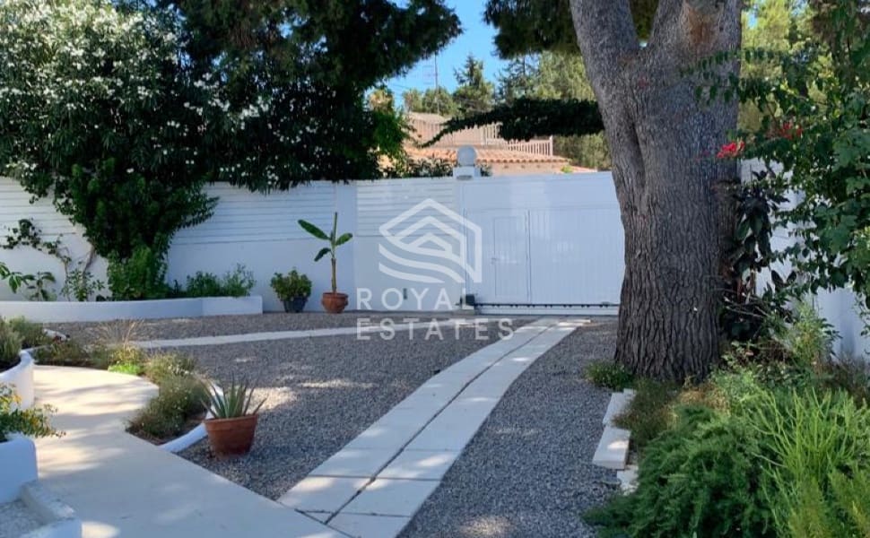 7 bedroom Villa for sale in Ibiza / Eivissa town - € 1,800,000 (Ref: 8514979)