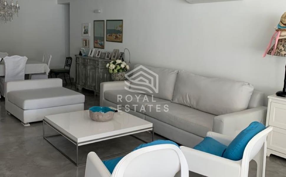 7 bedroom Villa for sale in Ibiza / Eivissa town - € 1,800,000 (Ref: 8514979)