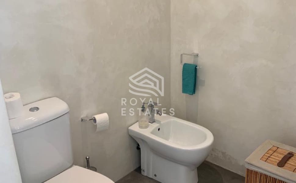 7 bedroom Villa for sale in Ibiza / Eivissa town - € 1,800,000 (Ref: 8514979)