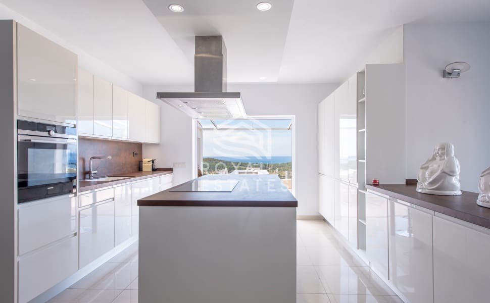 8 soveværelse Villa til salg i Cala Conta med swimmingpool - € 2.990.000 (Ref: 8514983)