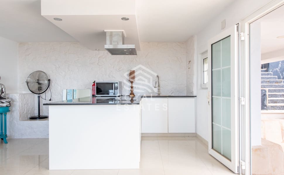 8 soveværelse Villa til salg i Cala Conta med swimmingpool - € 2.990.000 (Ref: 8514983)