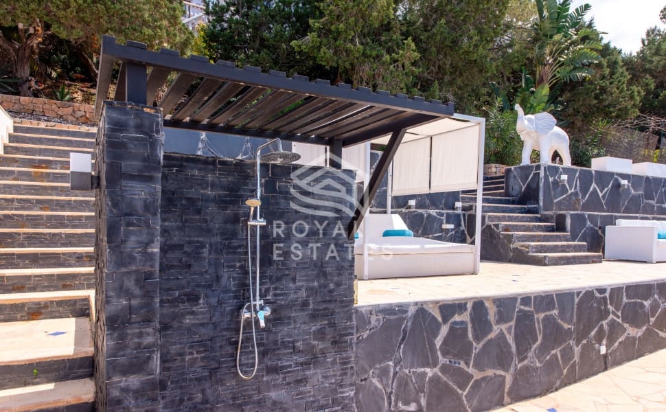 8 soveværelse Villa til salg i Cala Conta med swimmingpool - € 2.990.000 (Ref: 8514983)