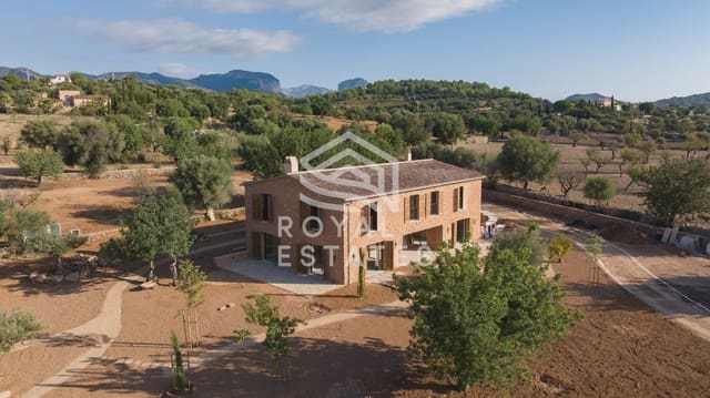 4 soveværelse Villa til salg i Alaró - € 8.495.000 (Ref: 8514988)