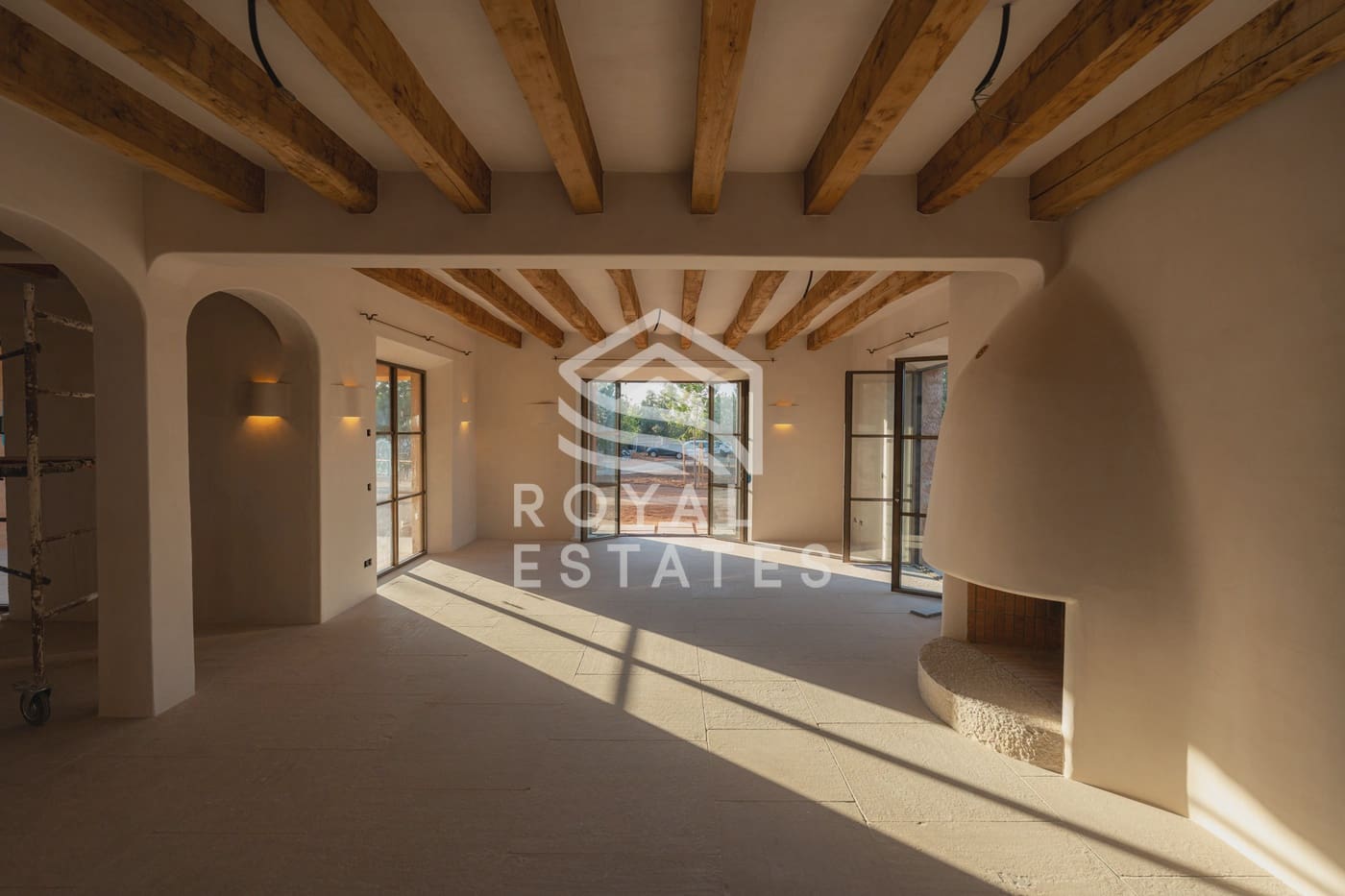 4 soveværelse Villa til salg i Alaro - € 8.495.000 (Ref: 8514988)