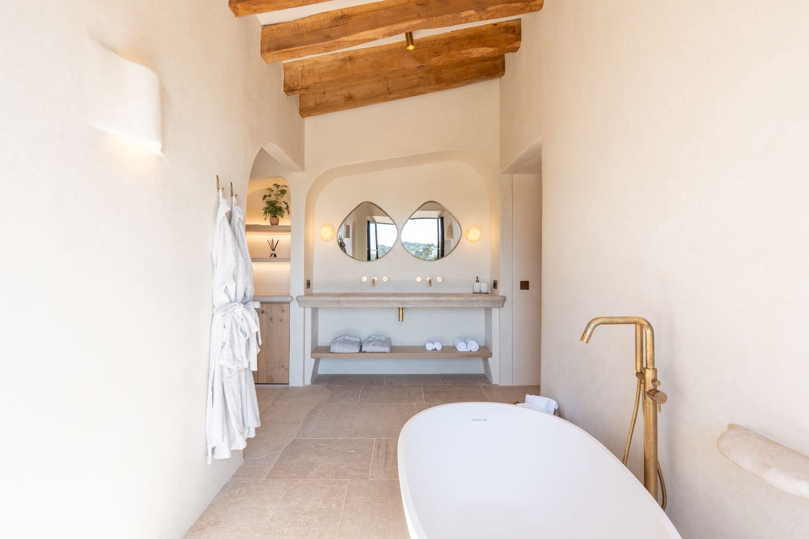 4 bedroom Villa for sale in Alaro - € 8,495,000 (Ref: 8514988)