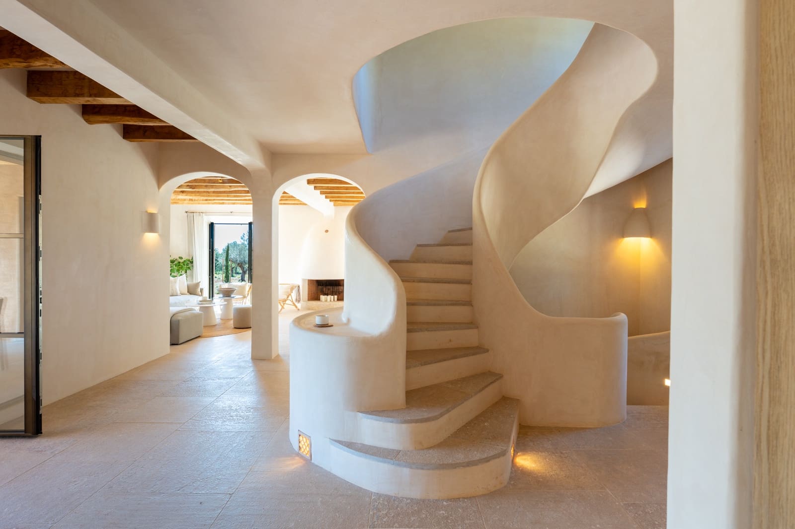 4 bedroom Villa for sale in Alaro - € 8,495,000 (Ref: 8514988)