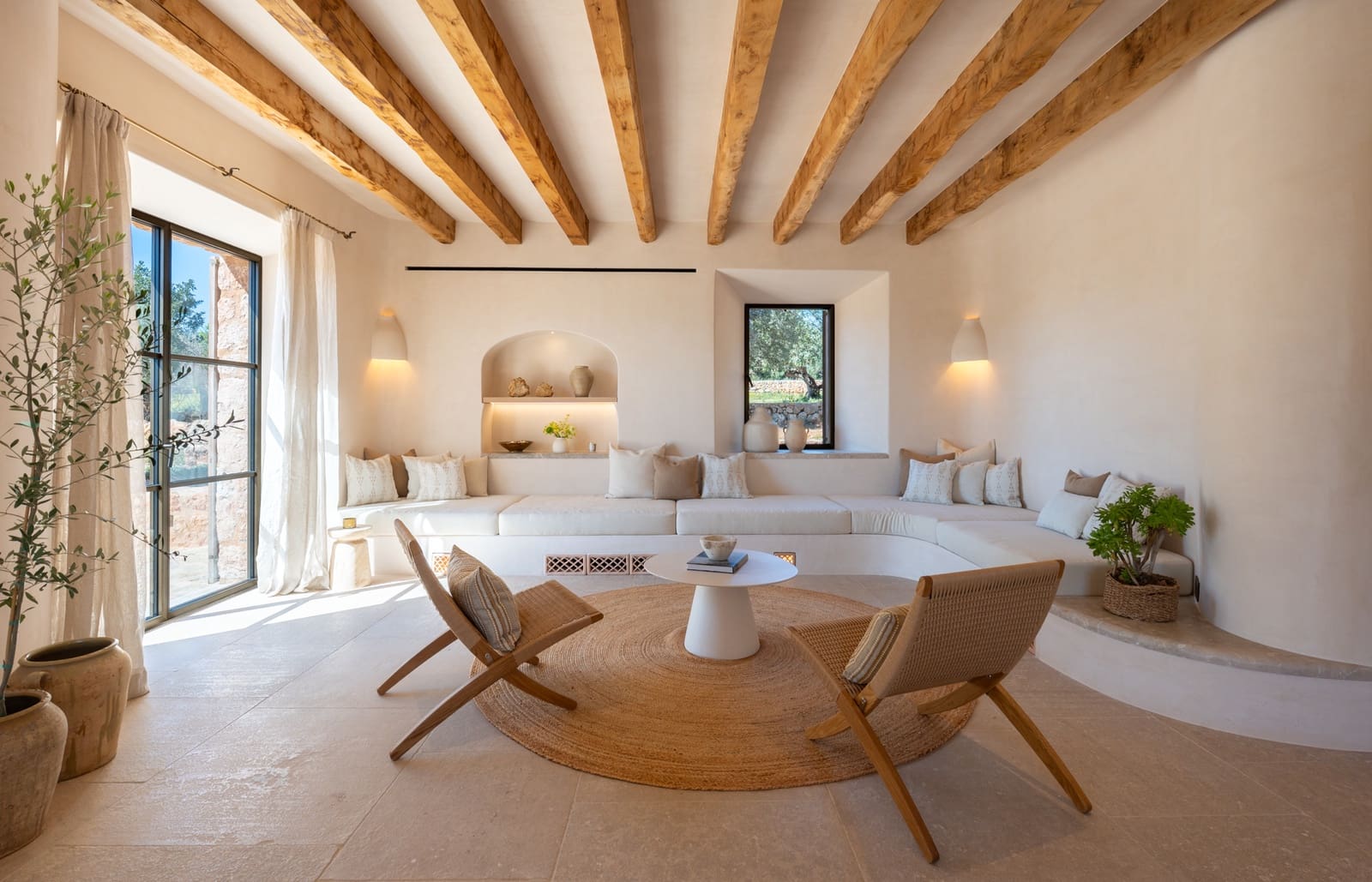 4 bedroom Villa for sale in Alaro - € 8,495,000 (Ref: 8514988)