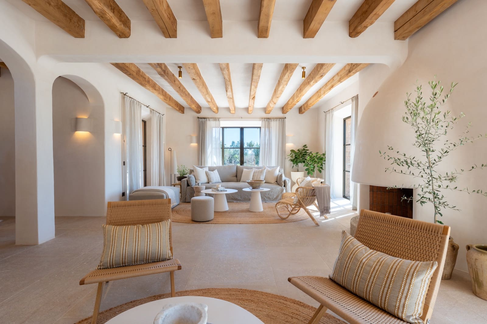 4 bedroom Villa for sale in Alaro - € 8,495,000 (Ref: 8514988)