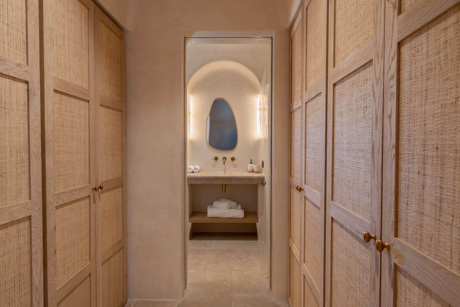 4 bedroom Villa for sale in Alaro - € 8,495,000 (Ref: 8514988)