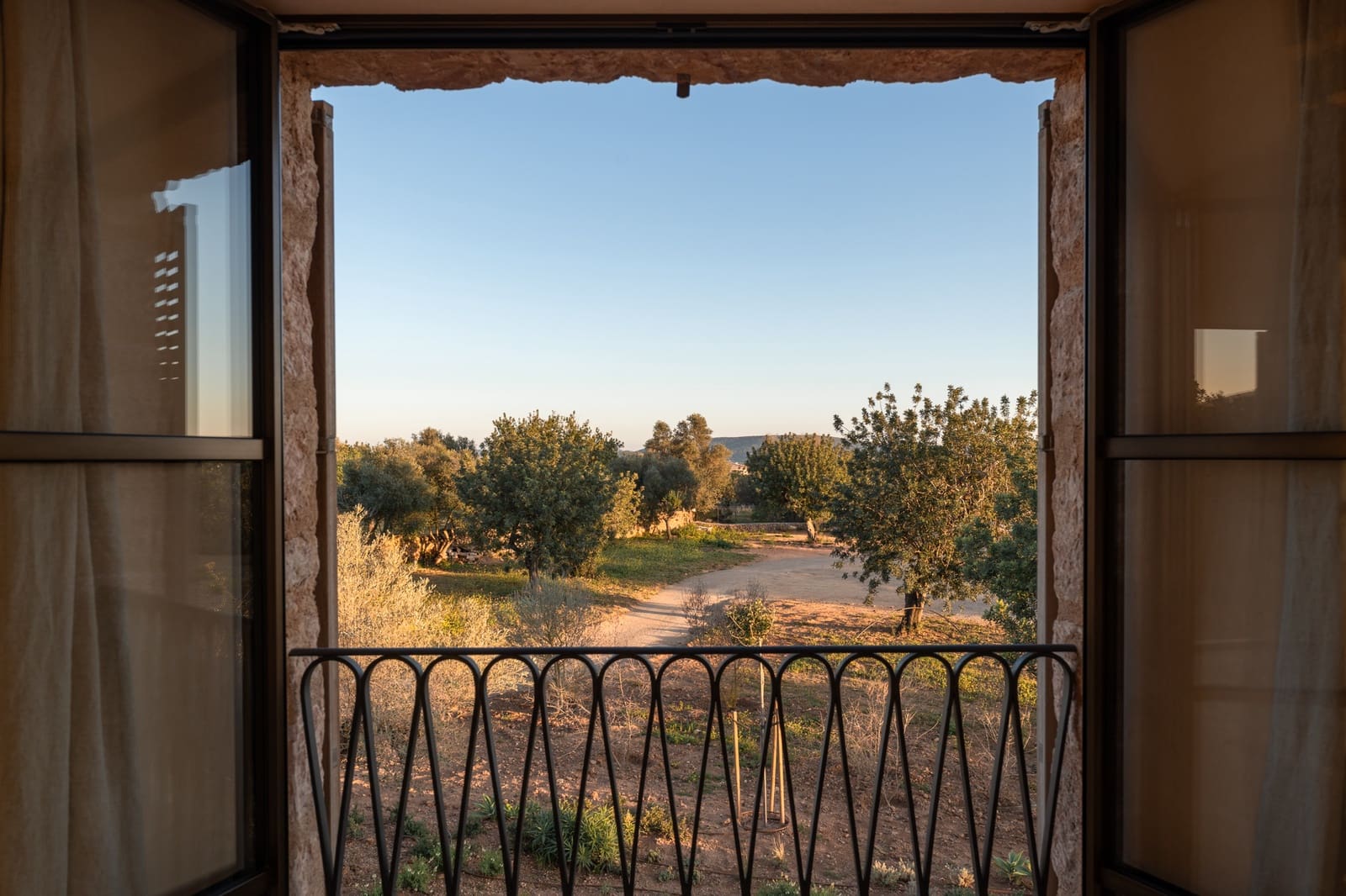 4 bedroom Villa for sale in Alaro - € 8,495,000 (Ref: 8514988)