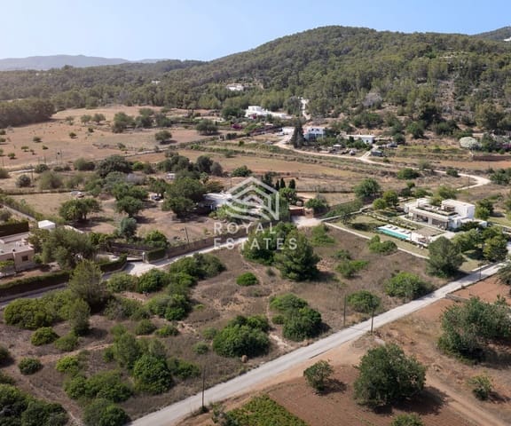 Bouwgrond te koop in Santa Gertrudis de Fruitera, Santa Eulalia / Santa Eularia - € 1.995.000 (Ref: 8647861)