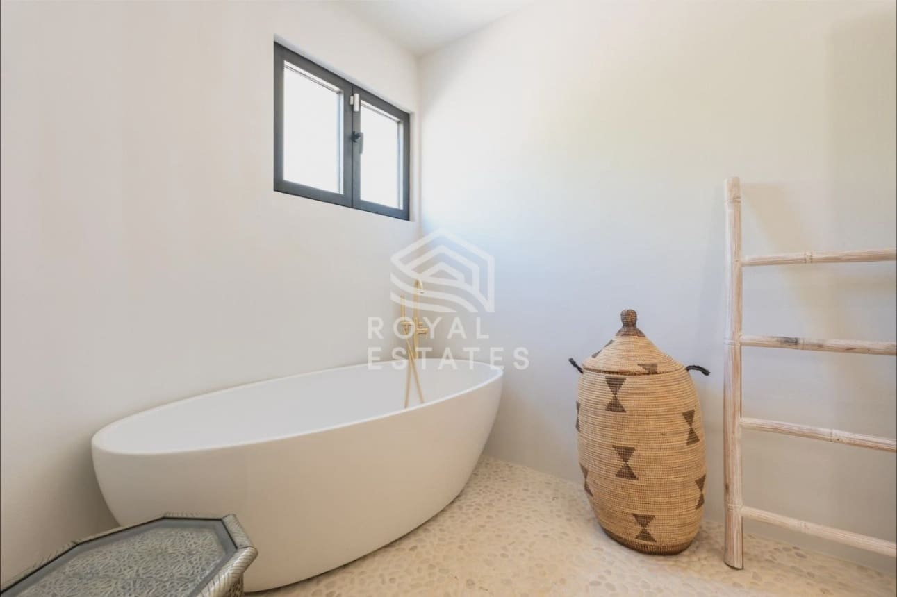 6 sypialnia Willa na sprzedaż w Miasto Ibiza / Eivissa z basenem - 5 499 500 € (Ref: 8907064)