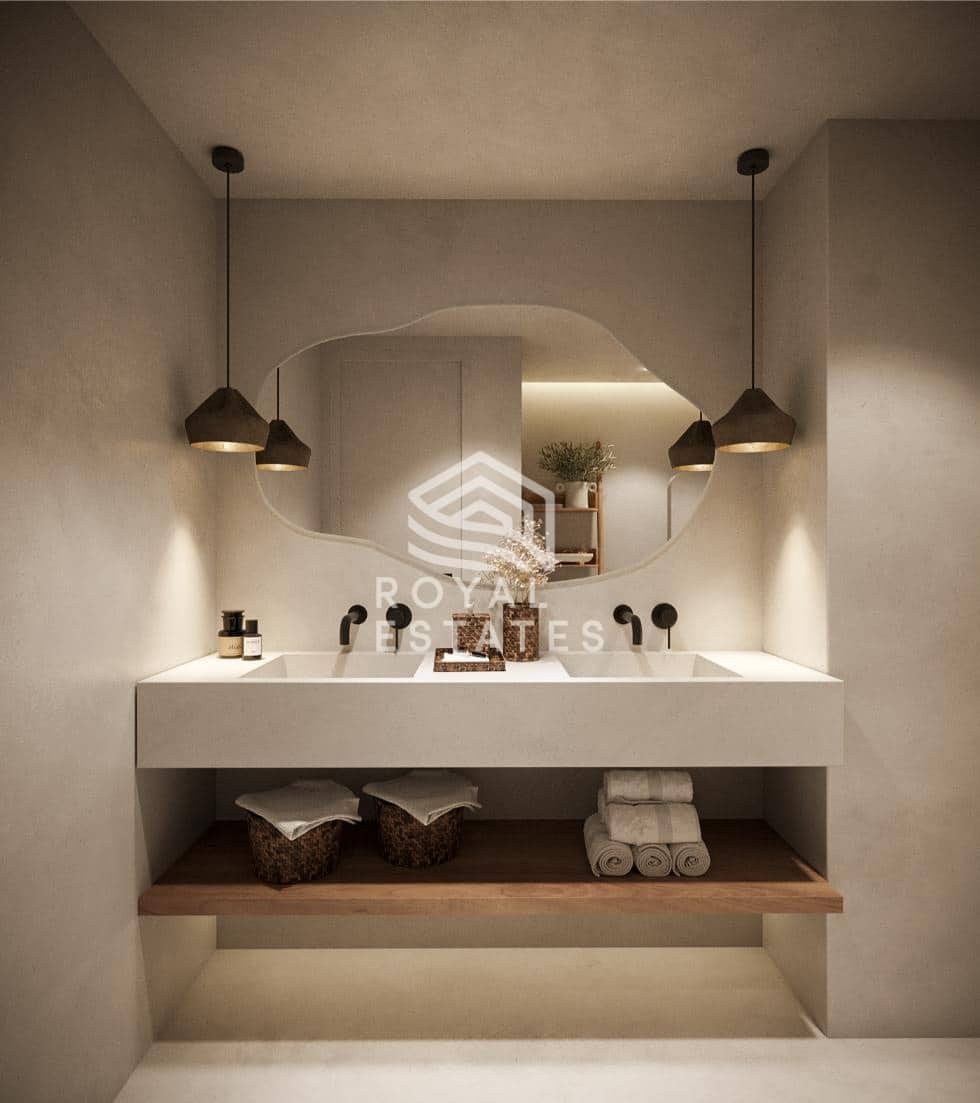 2 bedroom Apartment for sale in Ibiza / Eivissa town with pool - € 875,000 (Ref: 8920938)