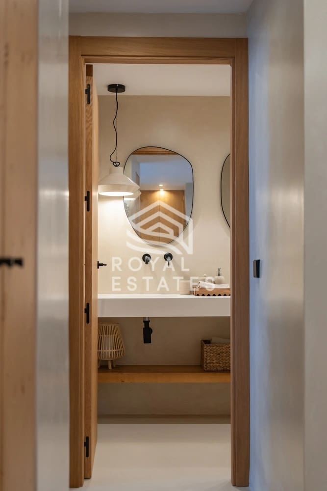 2 soverom Leilighet til salgs i Ibiza by med svømmebasseng - € 840 000 (Ref: 8920938)