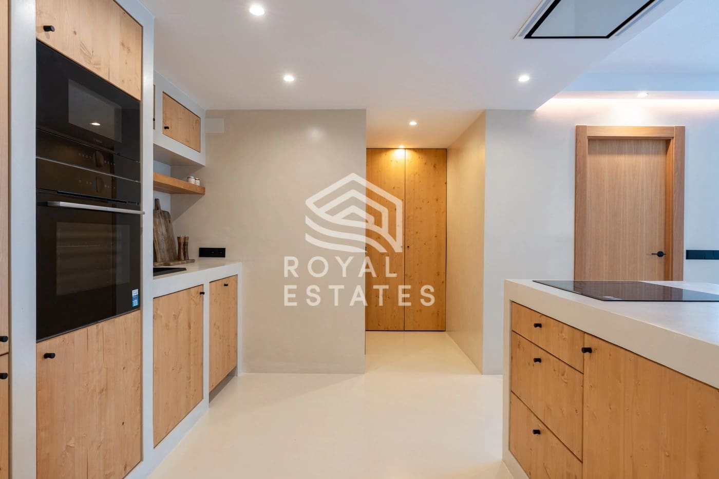 2 soverom Leilighet til salgs i Ibiza by med svømmebasseng - € 840 000 (Ref: 8920938)