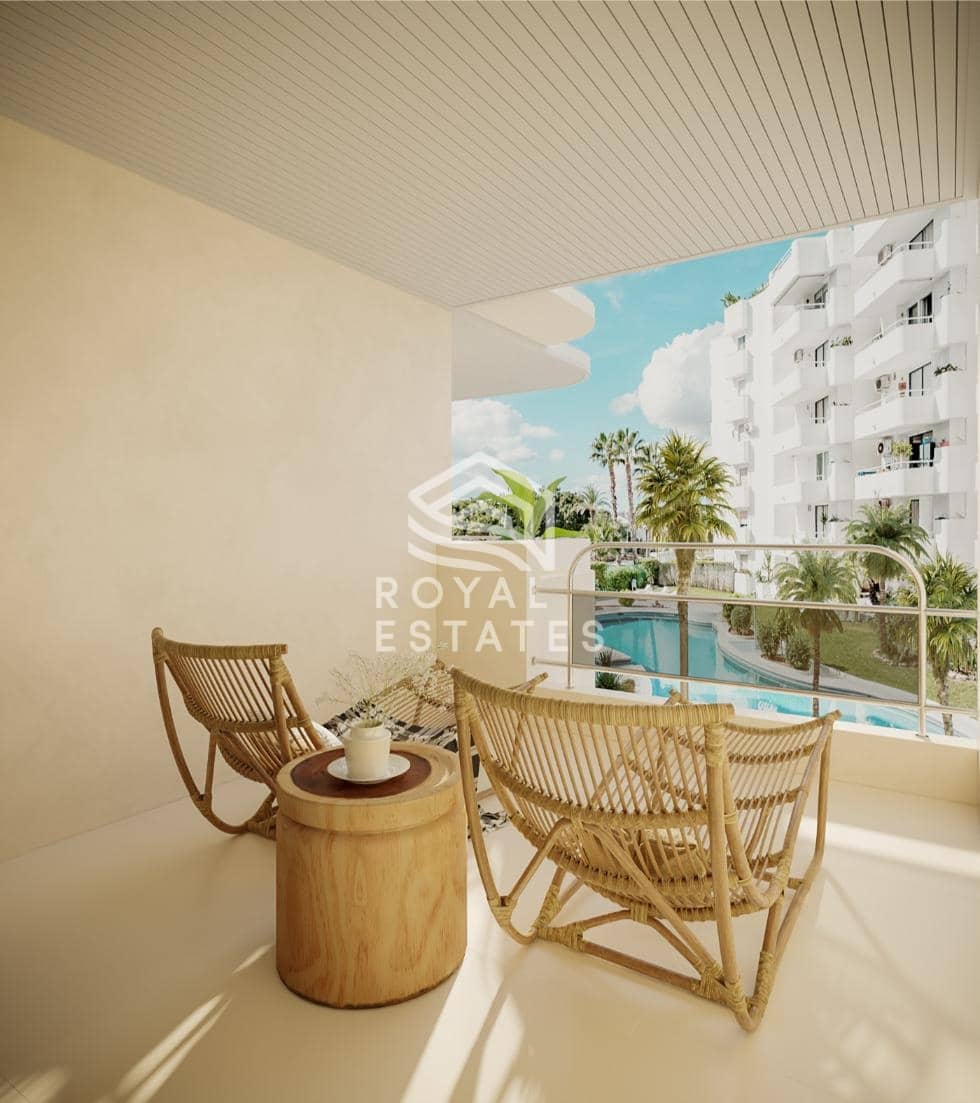 2 bedroom Apartment for sale in Ibiza / Eivissa town with pool - € 895,000 (Ref: 8931793)
