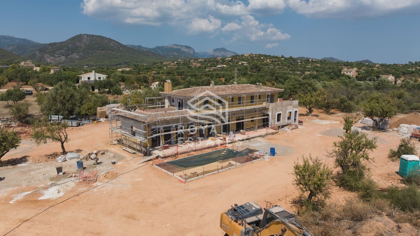 5 Zimmer Villa zu verkaufen in Santa Maria del Cami mit Pool - 8.750.000 € (Ref: 8931794)